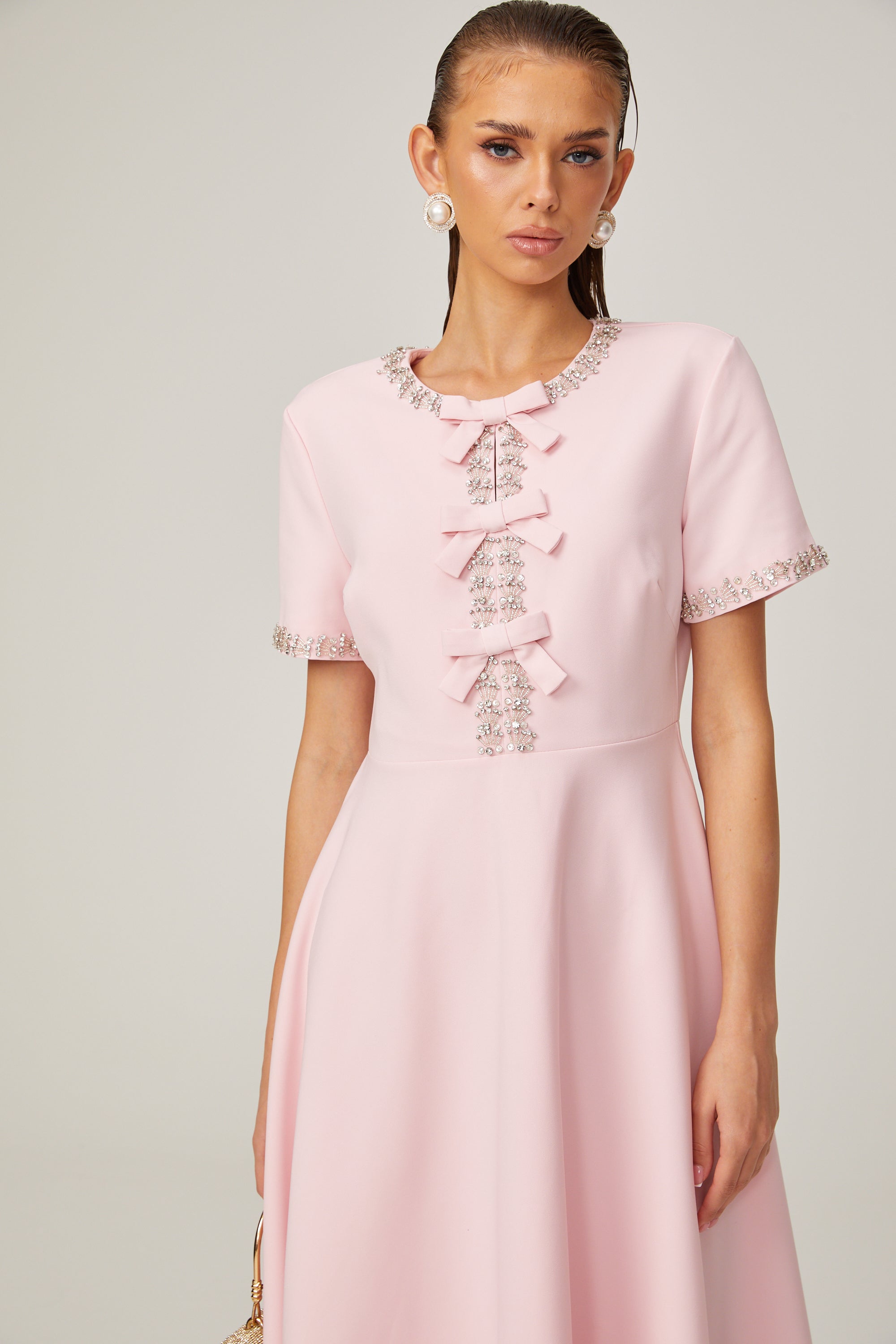 Avellia Cassiopeia Blush Crystal Bow Midi Dress