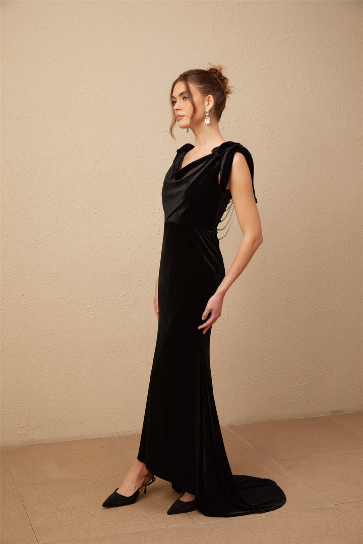 Avellia Luxe Velvet Embellished Maxi Dress