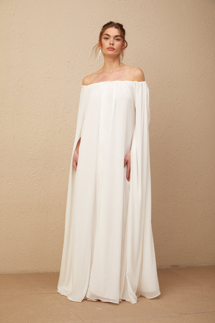 Avellia Patrizia Ivory Elegance Maxi Dress