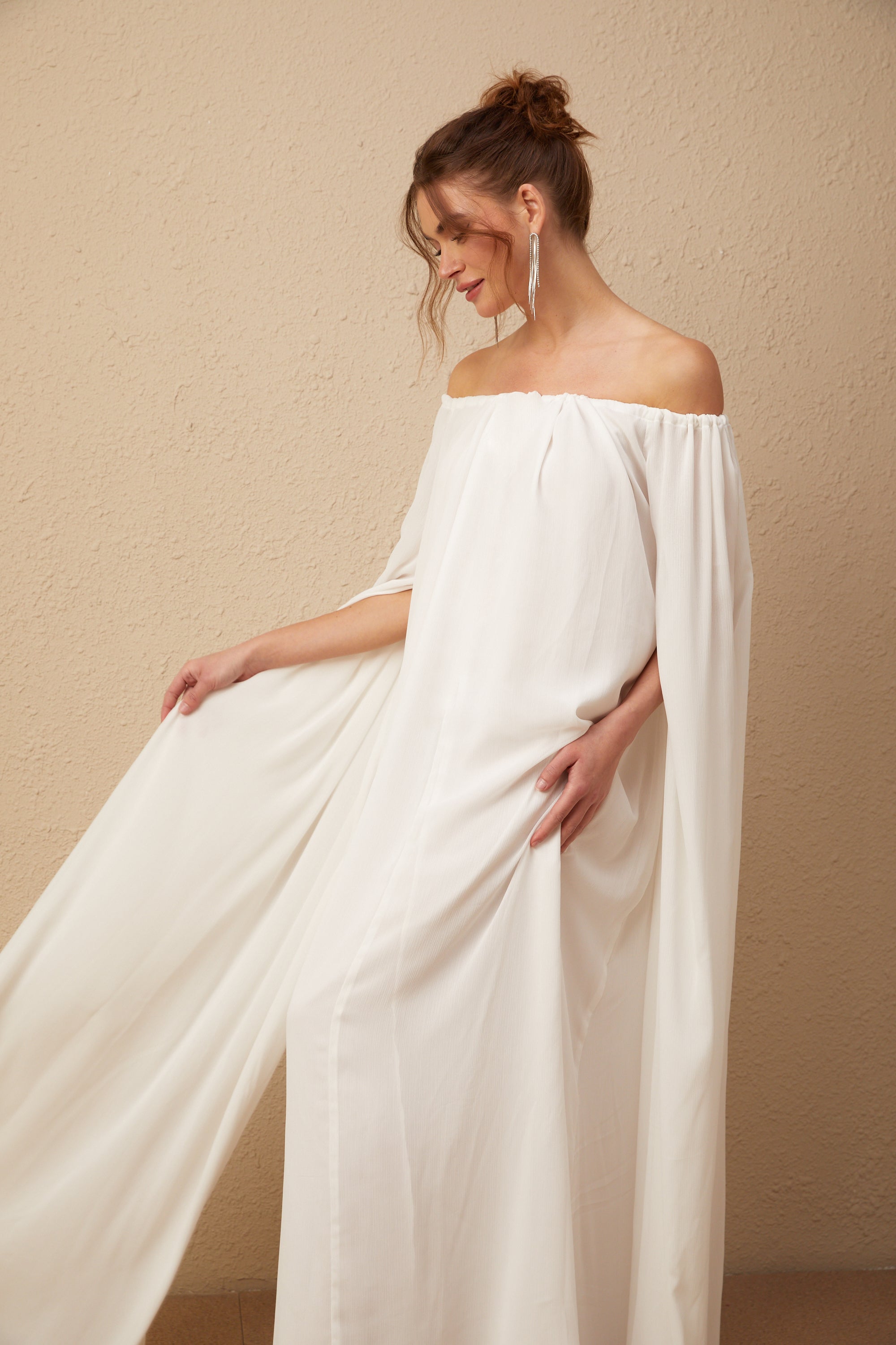 Avellia Patrizia Ivory Elegance Maxi Dress