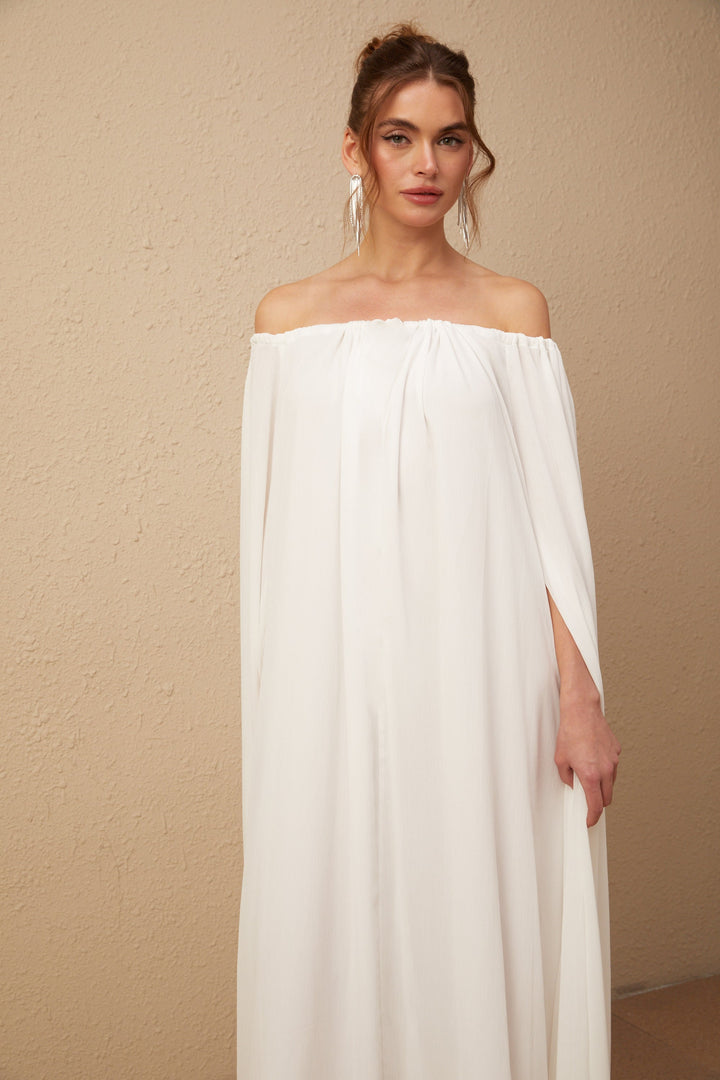 Avellia Patrizia Ivory Elegance Maxi Dress