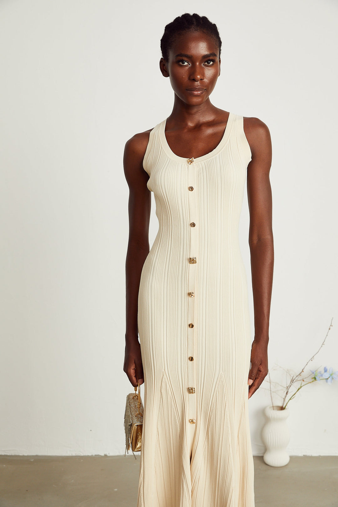 Avellia Luma Knitted Sleeveless Flared Midi Dress