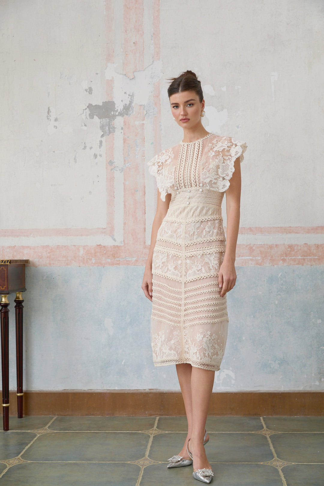 Avellia Meadow Floral-Embroidered Lace Midi Dress