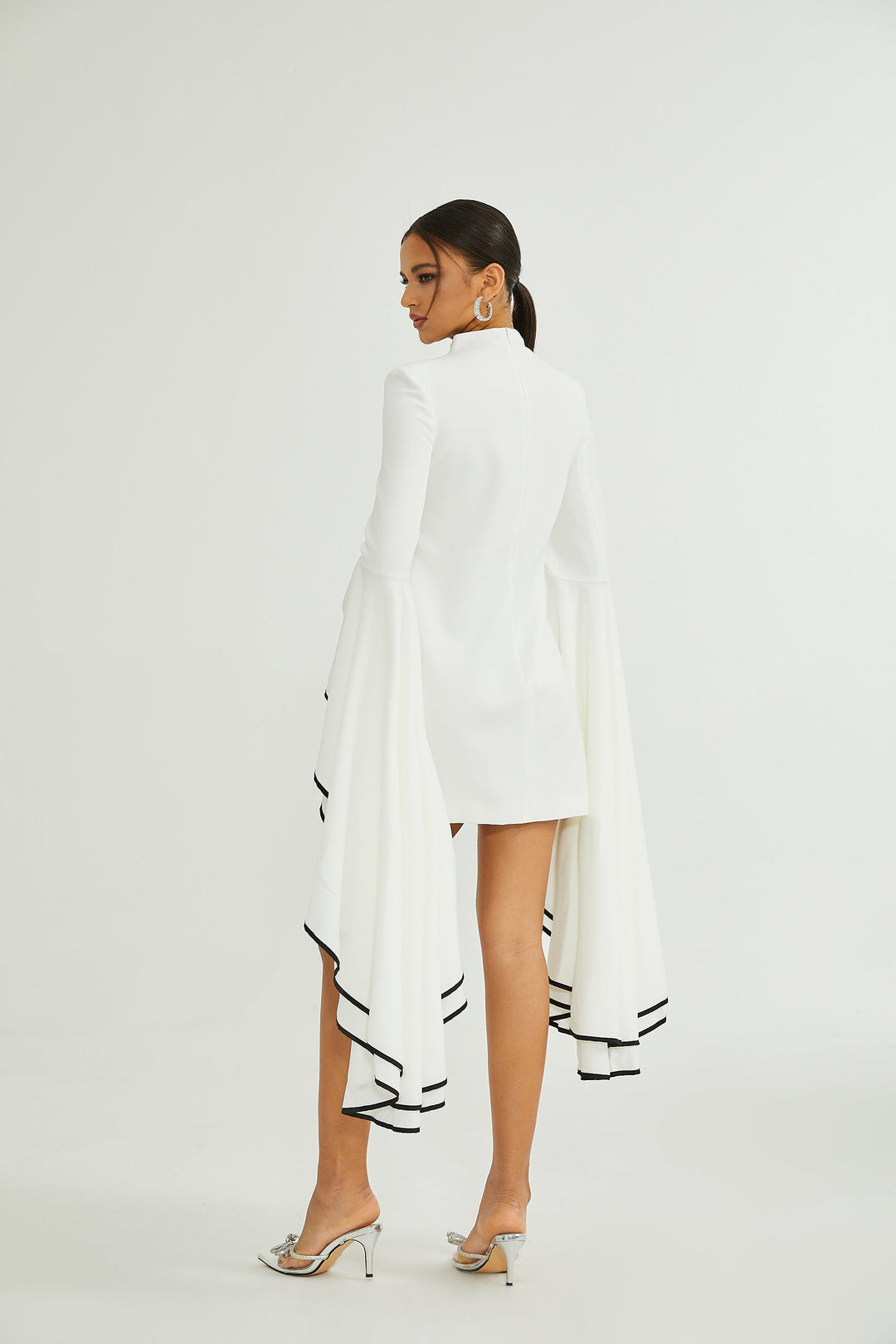 Avellia Madeleine Ruffle Elegance Dress