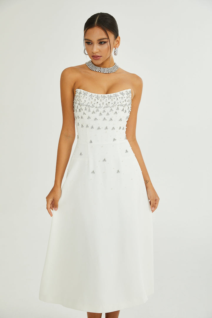 Avellia Bianca Embellished Midi Dress