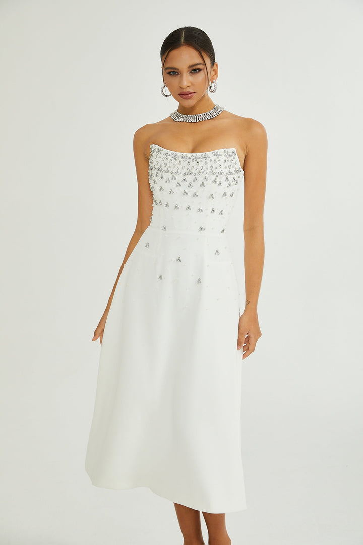 Avellia Bianca Embellished Midi Dress