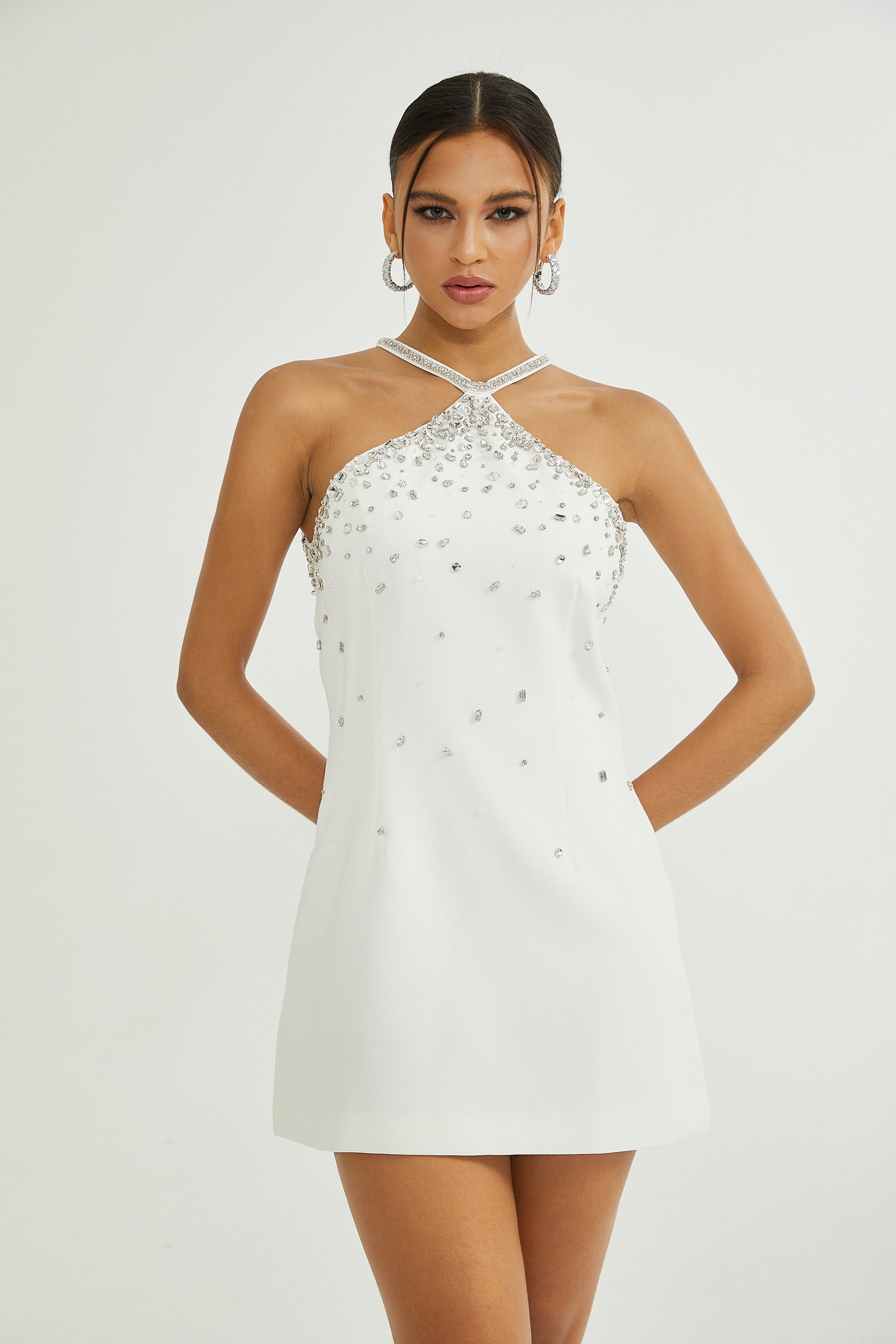 Avellia Liora White Embellished Mini Dress