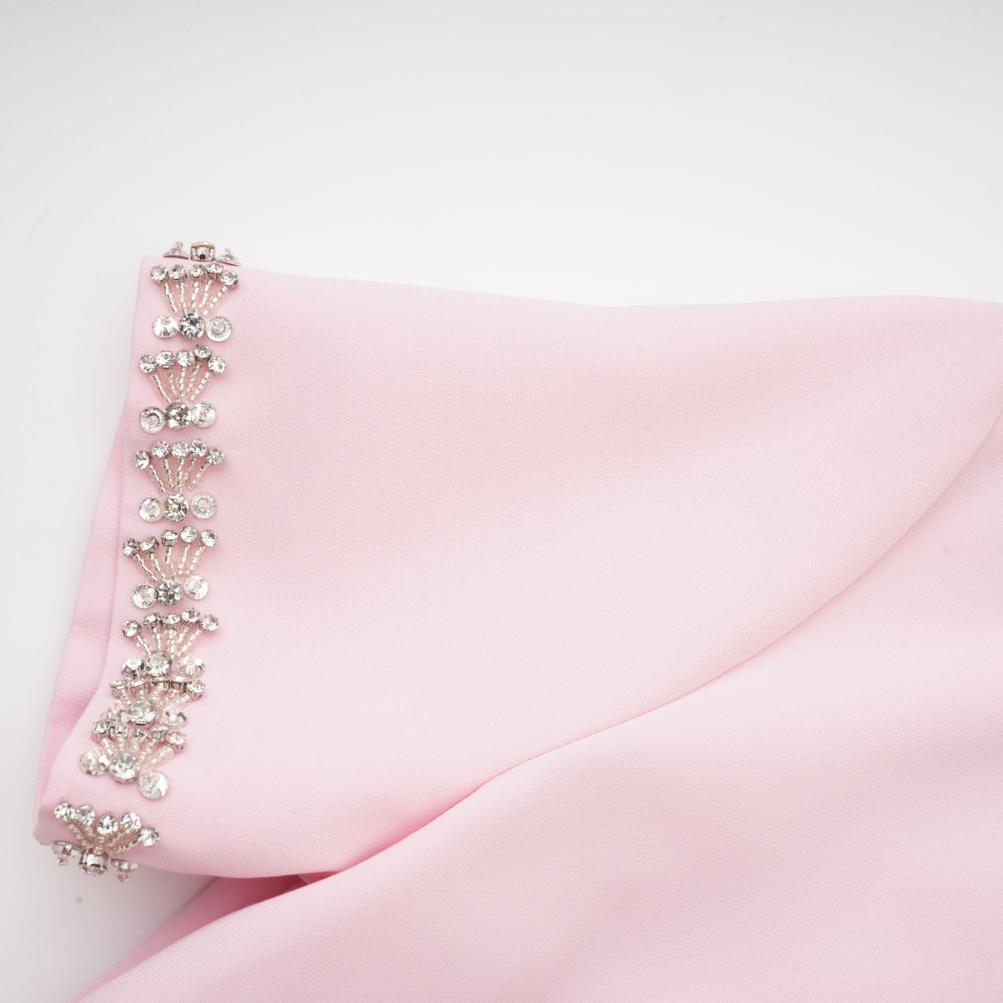 Avellia Cassiopeia Blush Crystal Bow Midi Dress