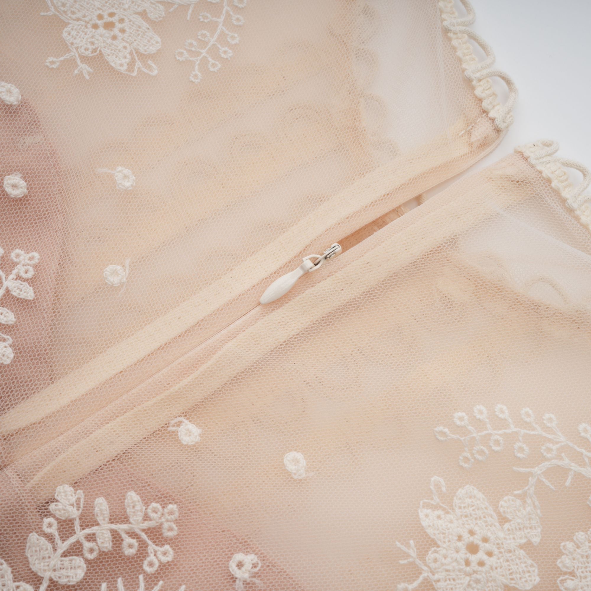 Avellia Meadow Floral-Embroidered Lace Midi Dress