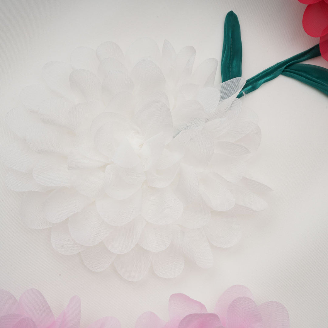 Avellia Pearl 3D-Petal Sleeveless Mini Dress