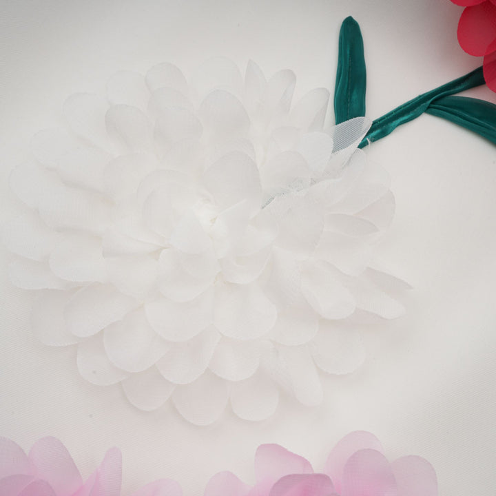 Avellia Pearl 3D-Petal Sleeveless Mini Dress