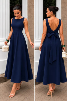 Vestido Longo com Decote Canoa e Laço nas Costas | Evelinne
