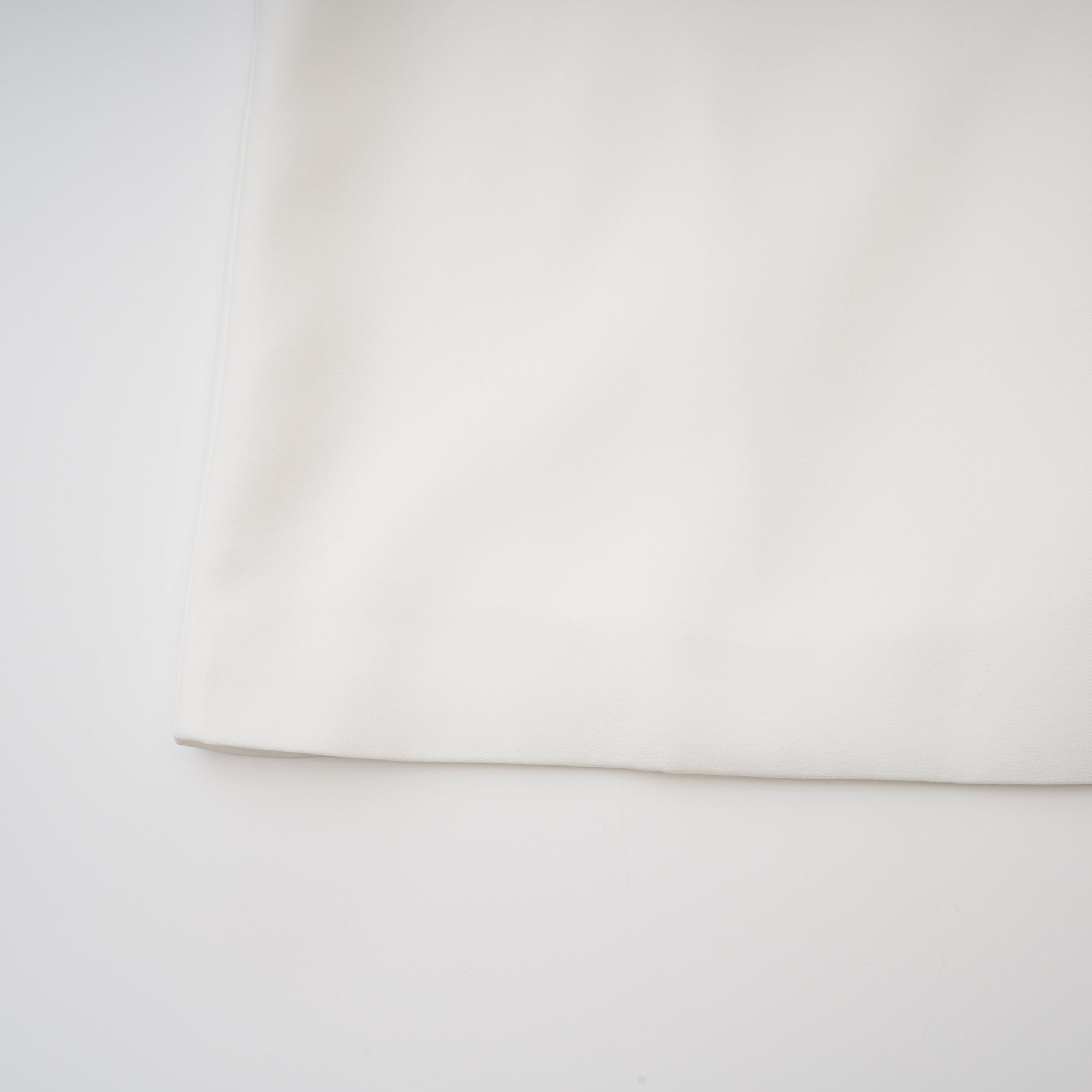 Avellia Madeleine Ruffle Elegance Dress