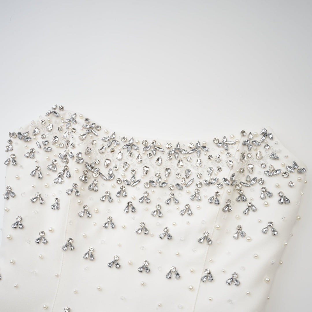 Avellia Bianca Embellished Midi Dress