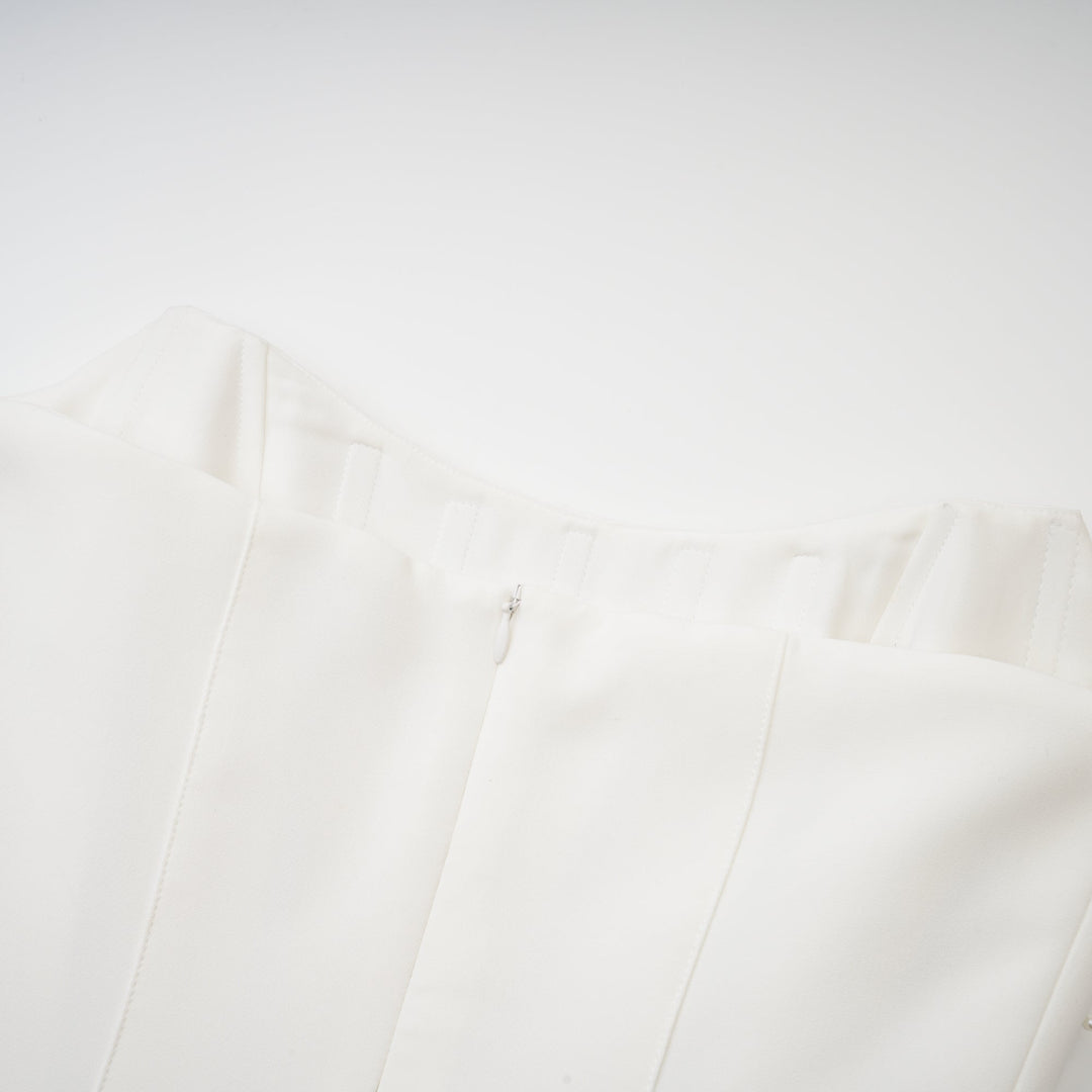 Avellia Bianca Embellished Midi Dress