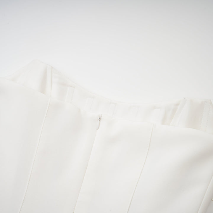 Avellia Bianca Embellished Midi Dress