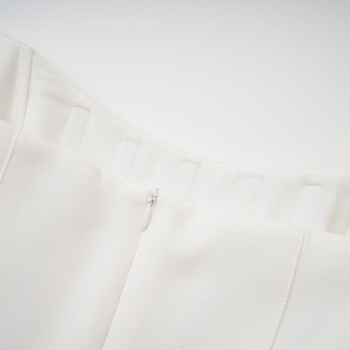 Avellia Bianca Embellished Midi Dress