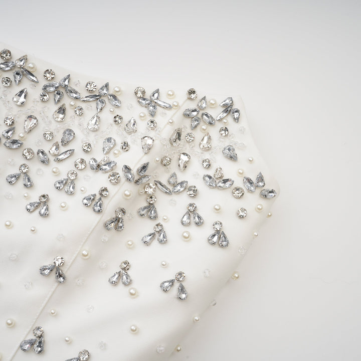 Avellia Bianca Embellished Midi Dress