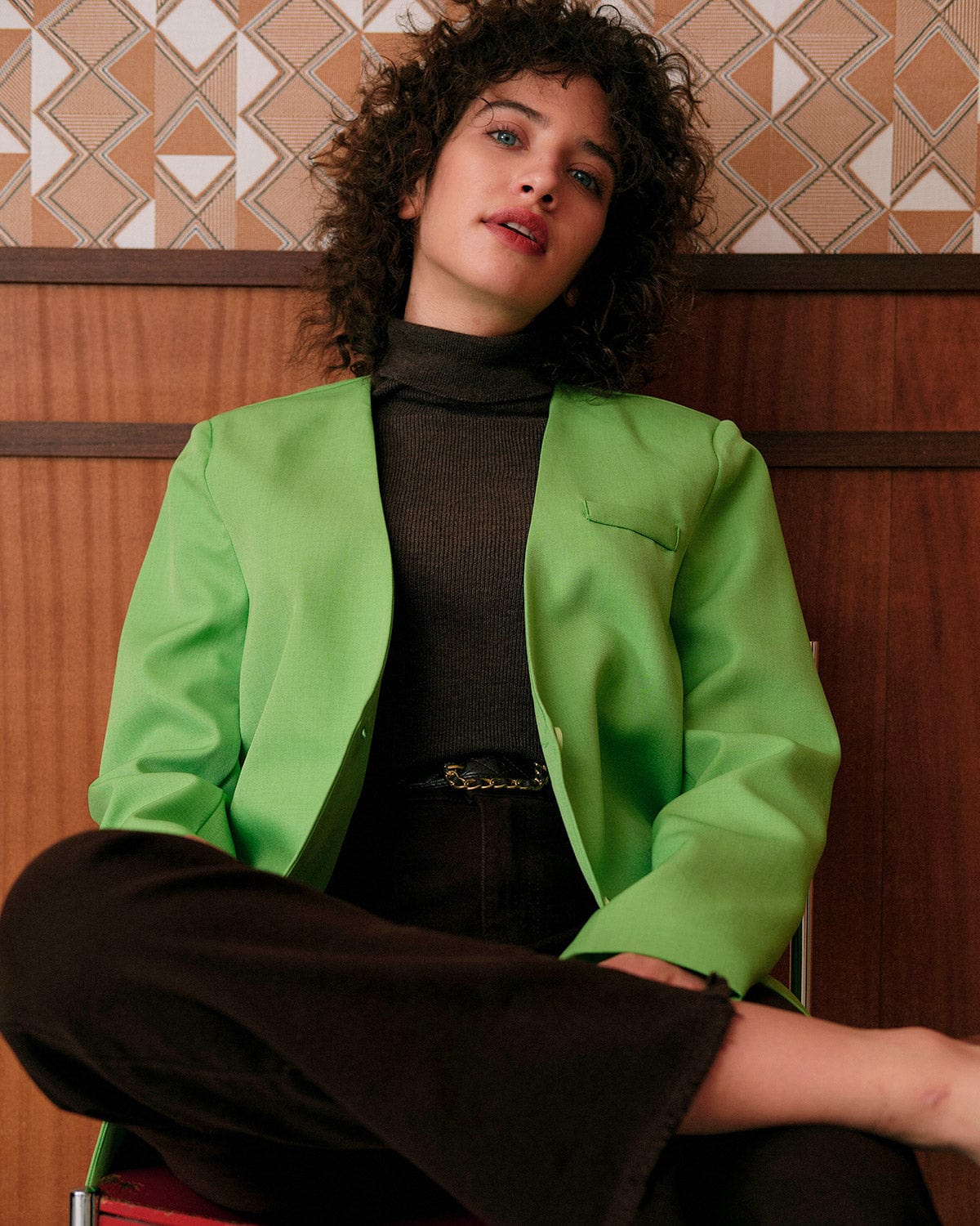 The Willow Solid V Neck Button-up Blazer