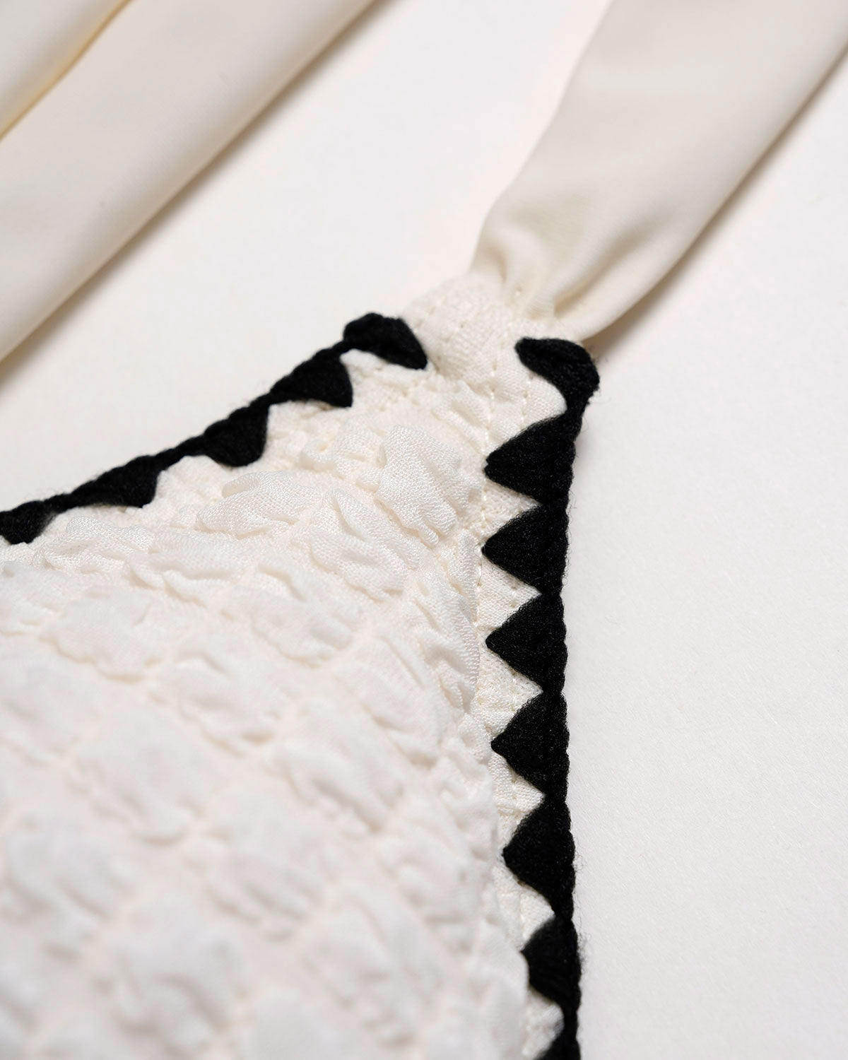 White Contrsting Triangle Bikini Sets