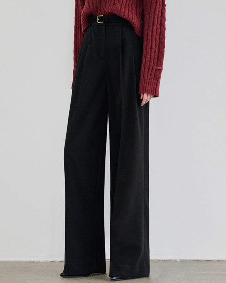 Black Natural Waisted Straight Pants
